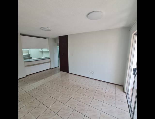 3 BEDROOM APARTMENT FOR SALE IN OVERPORT